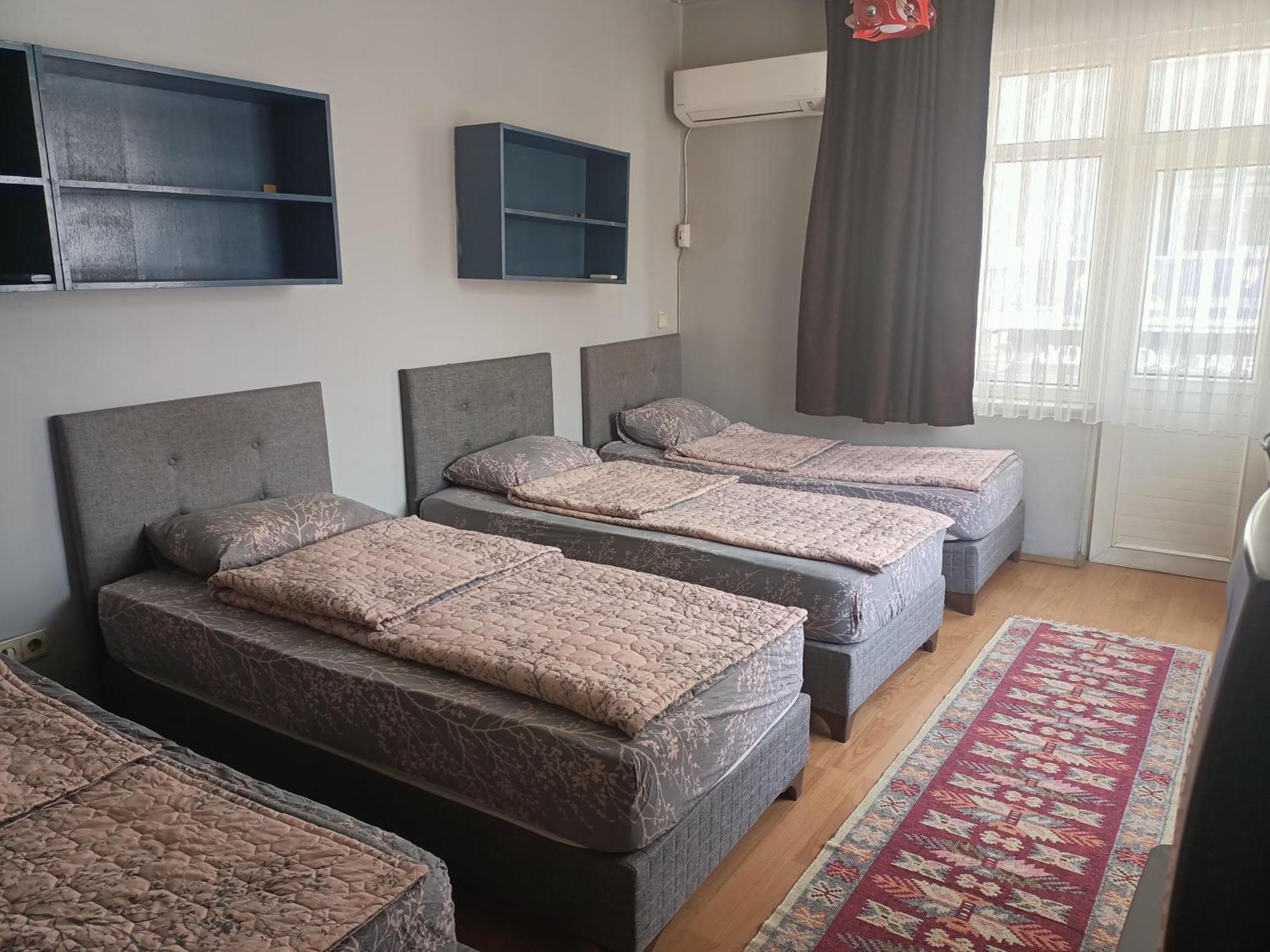 Zafer Hostel Konya Bagian luar foto