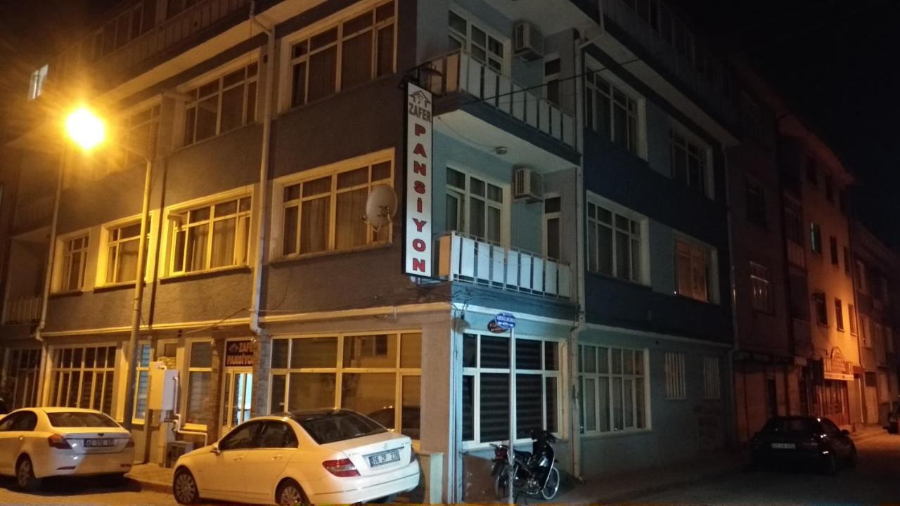 Zafer Hostel Konya Bagian luar foto